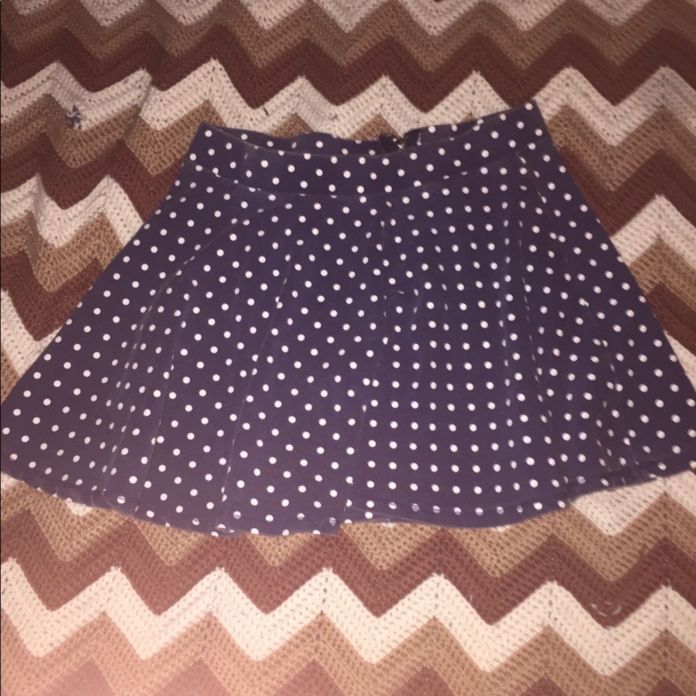 Polka Dot Aero mini with zipper on back